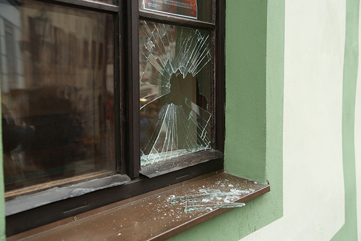 A2B Glass are able to board up broken windows while they are being repaired in Hounslow.
